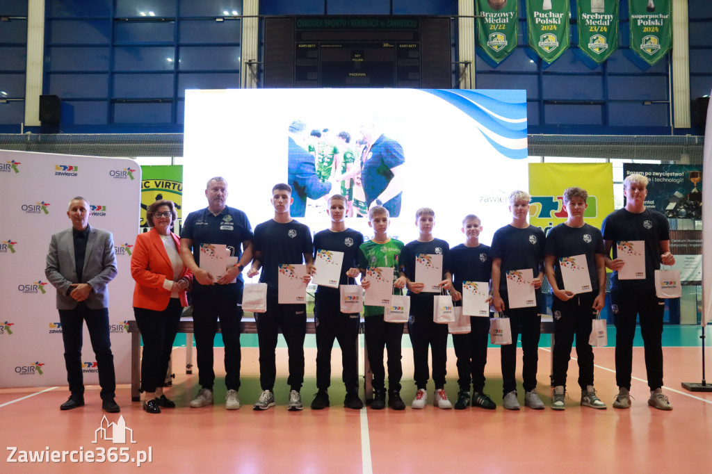 Fotorelacja: Nagrody Prezydent Anny Nemś za wysokie wyniki sportowe