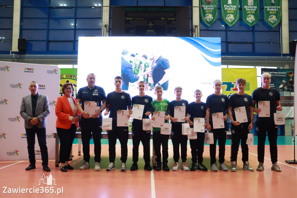Fotorelacja: Nagrody Prezydent Anny Nemś za wysokie wyniki sportowe