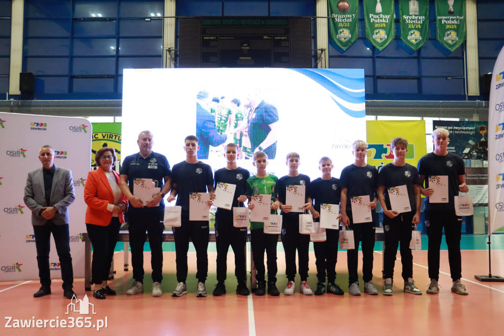 Fotorelacja: Nagrody Prezydent Anny Nemś za wysokie wyniki sportowe