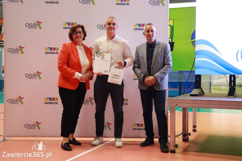 Fotorelacja: Nagrody Prezydent Anny Nemś za wysokie wyniki sportowe