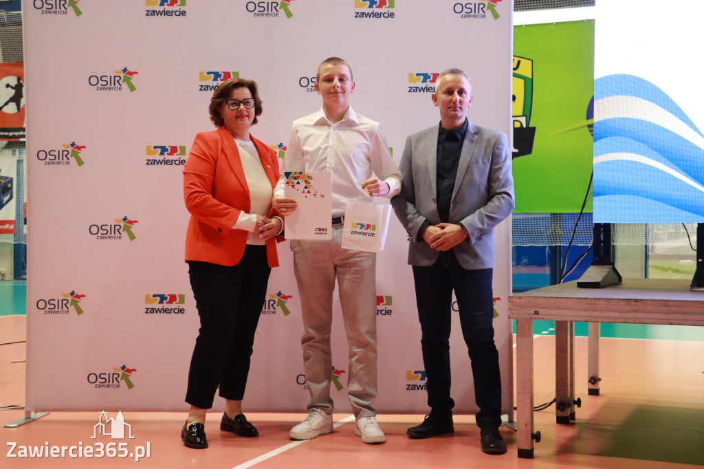 Fotorelacja: Nagrody Prezydent Anny Nemś za wysokie wyniki sportowe