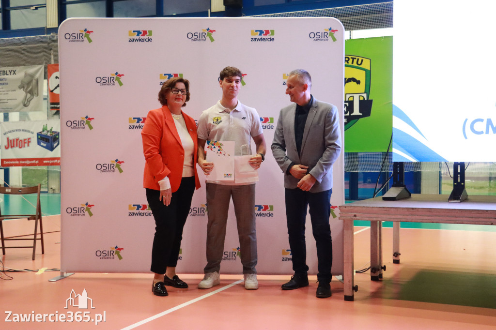 Fotorelacja: Nagrody Prezydent Anny Nemś za wysokie wyniki sportowe