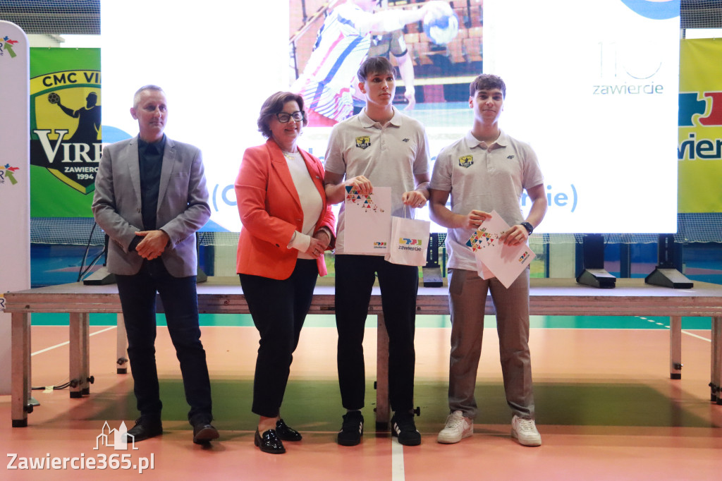 Fotorelacja: Nagrody Prezydent Anny Nemś za wysokie wyniki sportowe