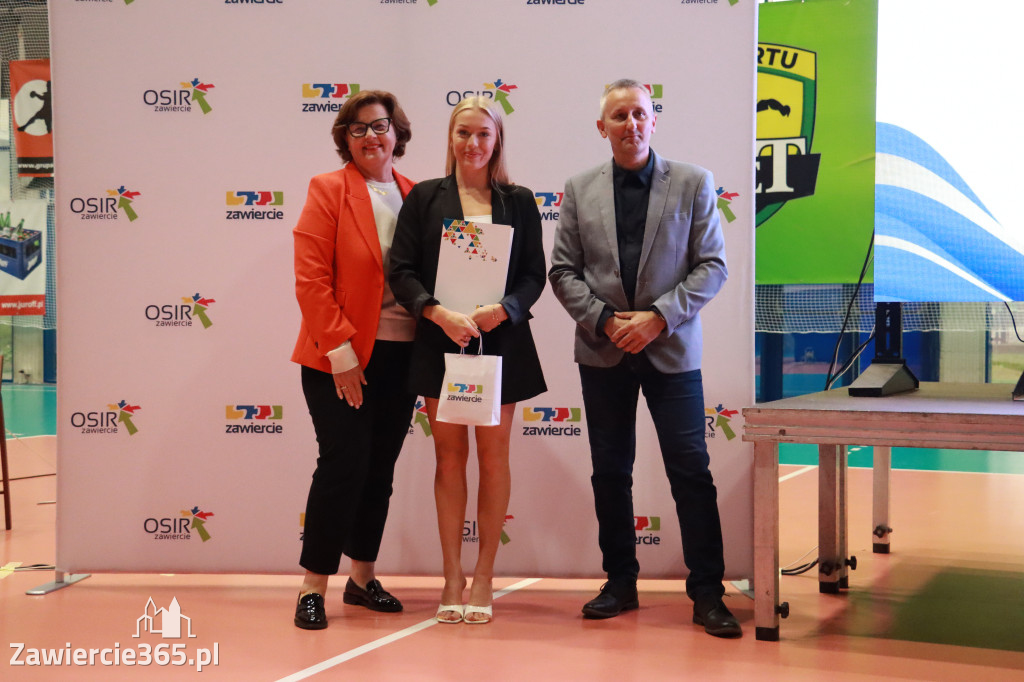 Fotorelacja: Nagrody Prezydent Anny Nemś za wysokie wyniki sportowe