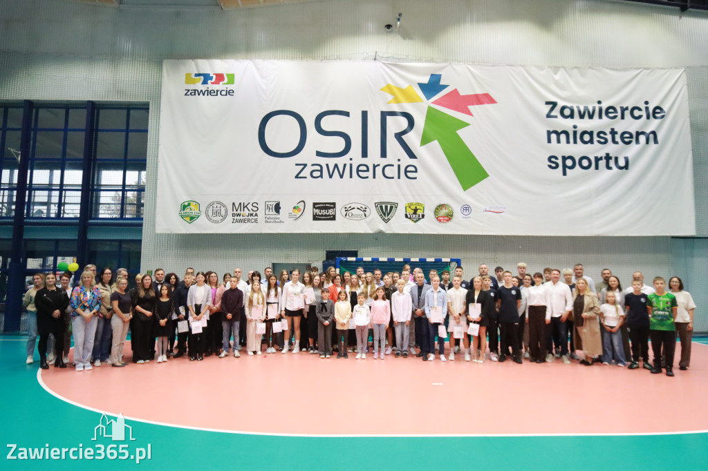 Fotorelacja: Nagrody Prezydent Anny Nemś za wysokie wyniki sportowe