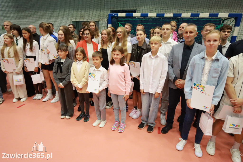 Fotorelacja: Nagrody Prezydent Anny Nemś za wysokie wyniki sportowe
