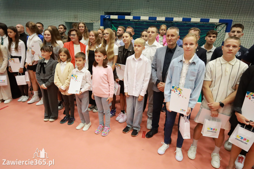 Fotorelacja: Nagrody Prezydent Anny Nemś za wysokie wyniki sportowe