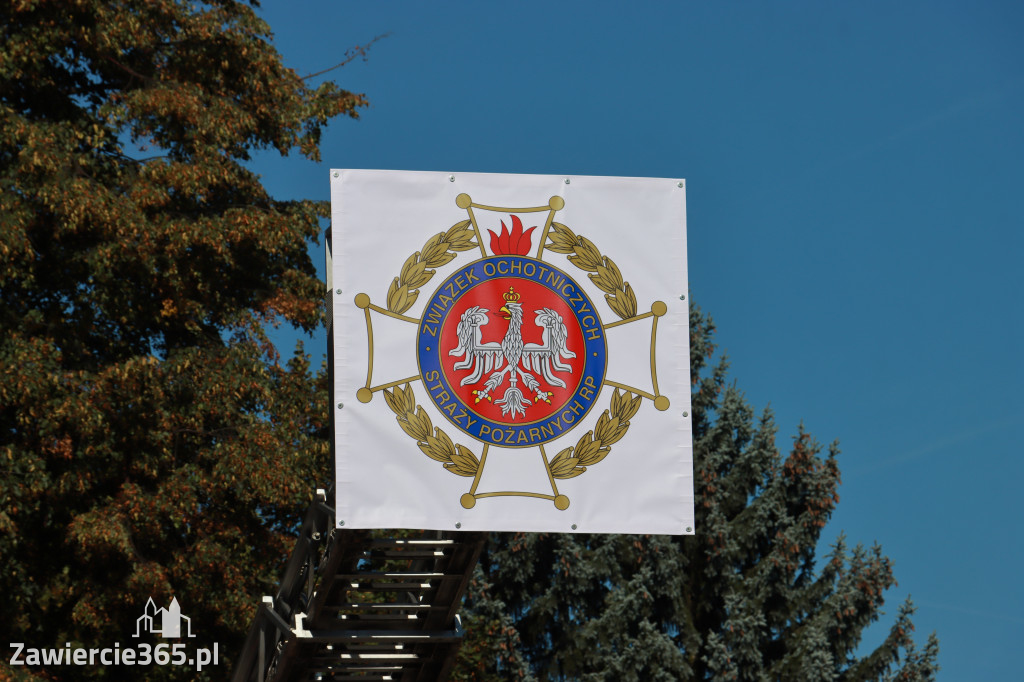 Fotorelacja I: Uroczystość NADANIA SZTANDARU i 50-lecie Zarządu Miejskiego ZOSP RP w Zawierciu