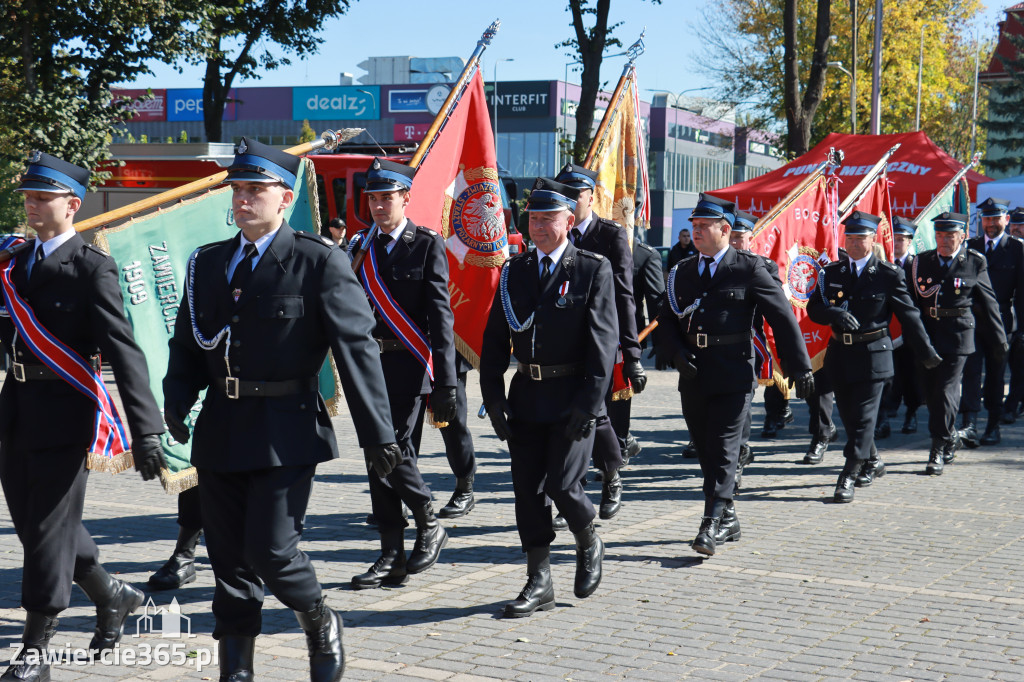 Fotorelacja I: Uroczystość NADANIA SZTANDARU i 50-lecie Zarządu Miejskiego ZOSP RP w Zawierciu