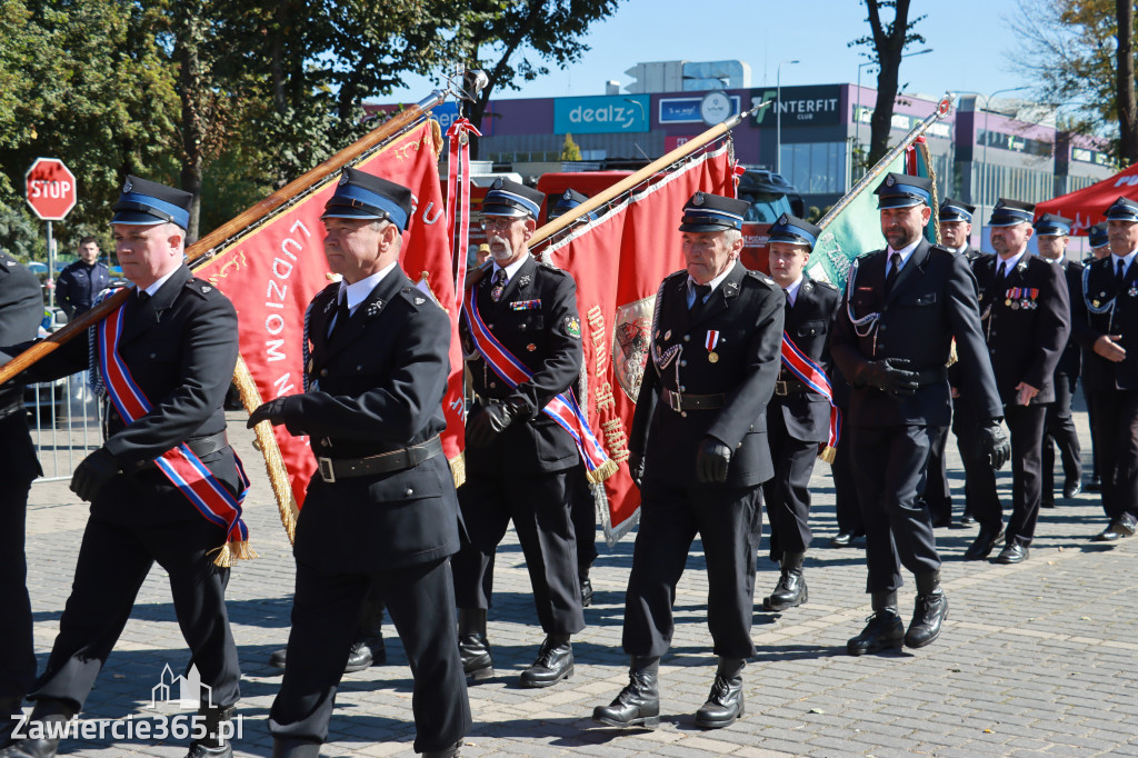 Fotorelacja I: Uroczystość NADANIA SZTANDARU i 50-lecie Zarządu Miejskiego ZOSP RP w Zawierciu