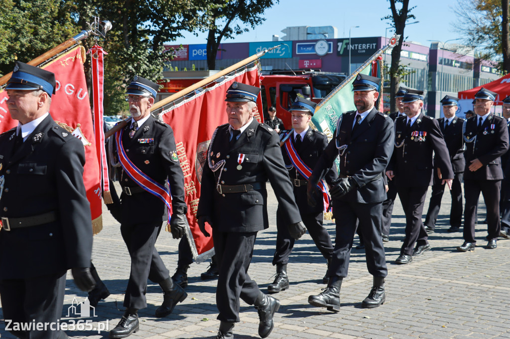 Fotorelacja I: Uroczystość NADANIA SZTANDARU i 50-lecie Zarządu Miejskiego ZOSP RP w Zawierciu