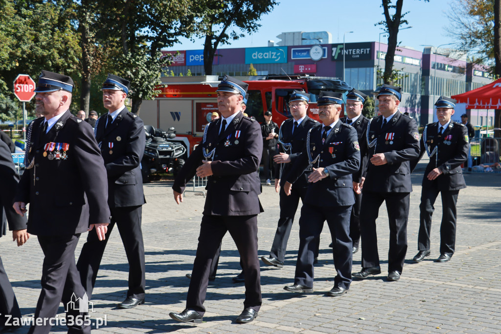 Fotorelacja I: Uroczystość NADANIA SZTANDARU i 50-lecie Zarządu Miejskiego ZOSP RP w Zawierciu