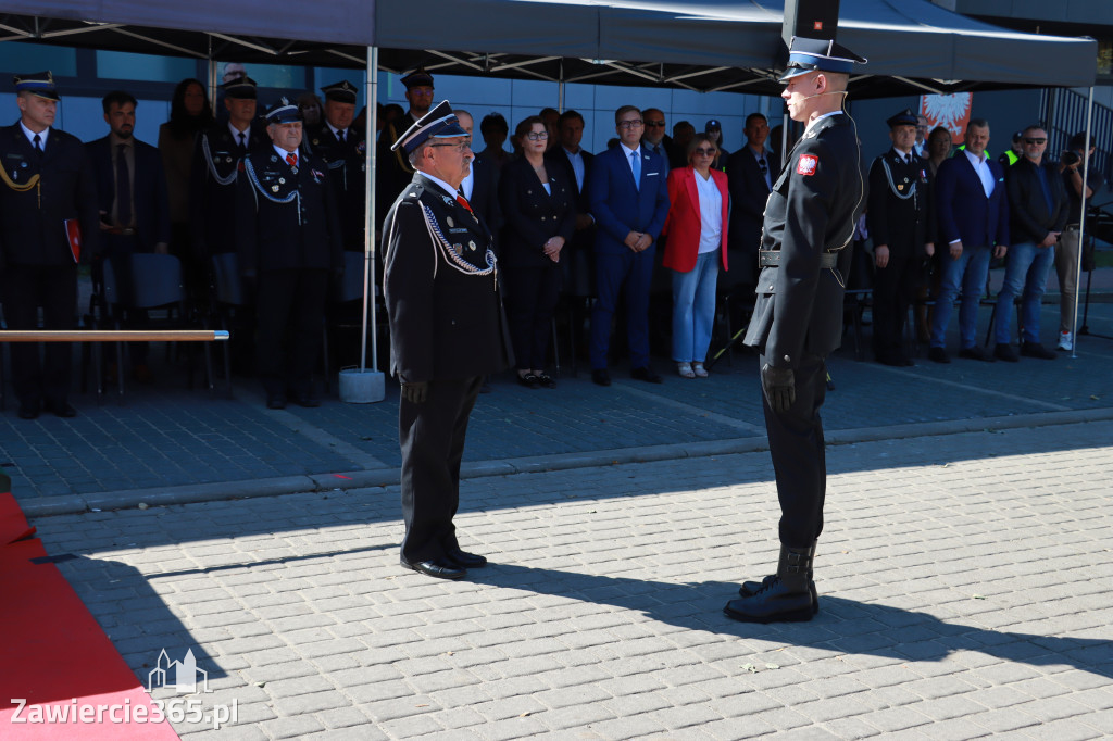 Fotorelacja I: Uroczystość NADANIA SZTANDARU i 50-lecie Zarządu Miejskiego ZOSP RP w Zawierciu