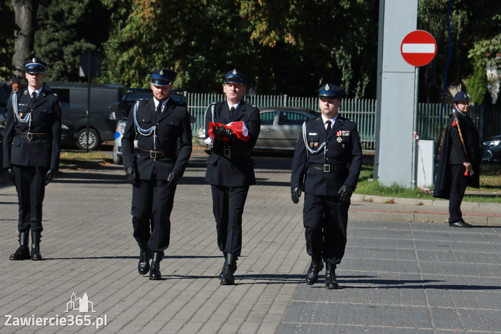 Fotorelacja I: Uroczystość NADANIA SZTANDARU i 50-lecie Zarządu Miejskiego ZOSP RP w Zawierciu