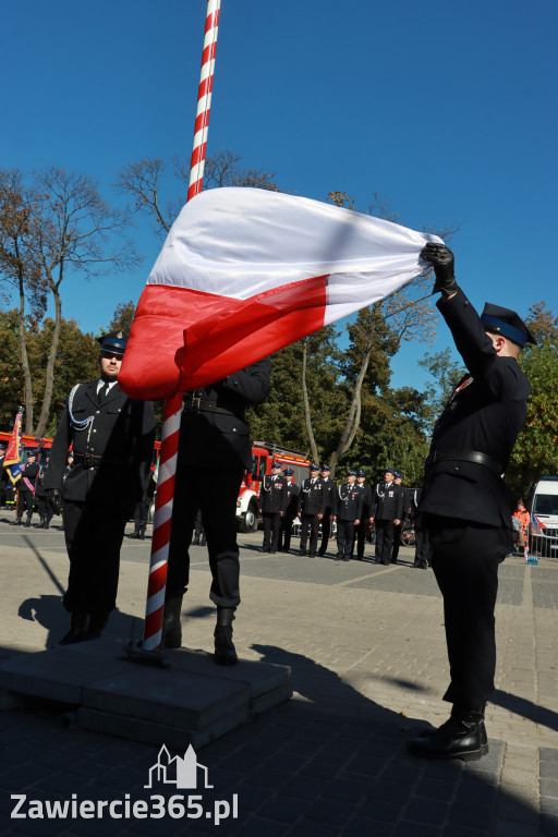 Fotorelacja I: Uroczystość NADANIA SZTANDARU i 50-lecie Zarządu Miejskiego ZOSP RP w Zawierciu