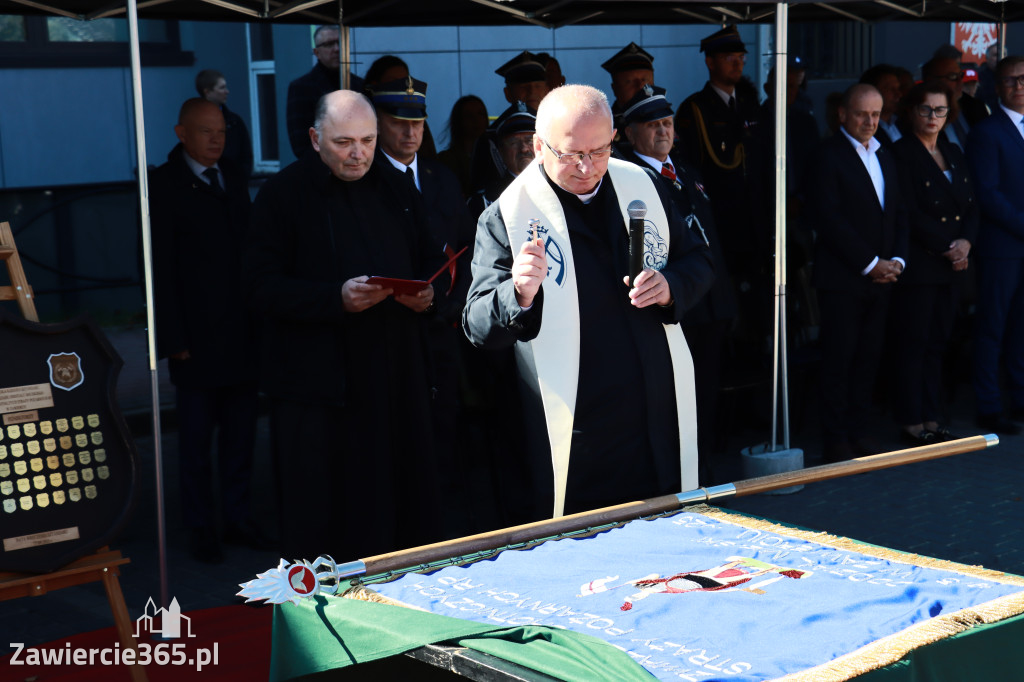 Fotorelacja I: Uroczystość NADANIA SZTANDARU i 50-lecie Zarządu Miejskiego ZOSP RP w Zawierciu