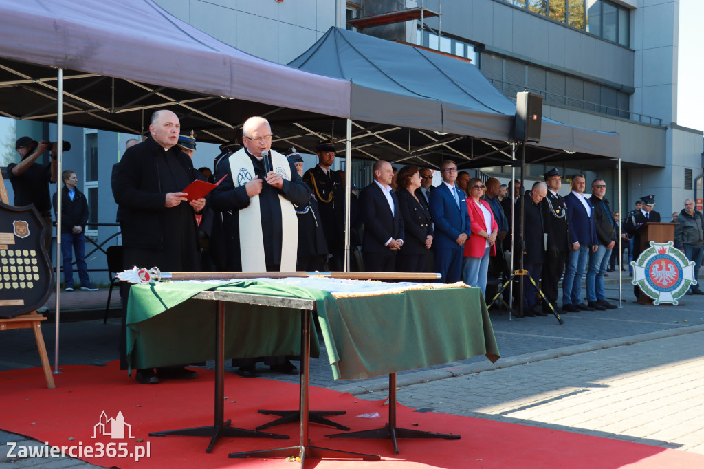 Fotorelacja I: Uroczystość NADANIA SZTANDARU i 50-lecie Zarządu Miejskiego ZOSP RP w Zawierciu