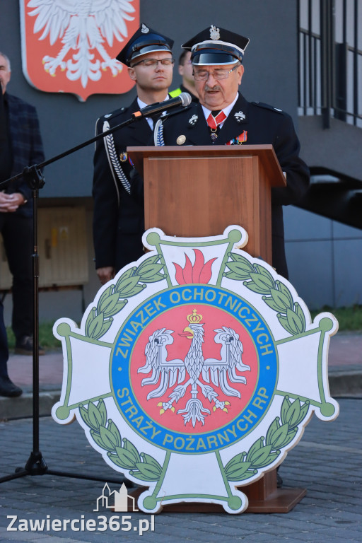 Fotorelacja I: Uroczystość NADANIA SZTANDARU i 50-lecie Zarządu Miejskiego ZOSP RP w Zawierciu