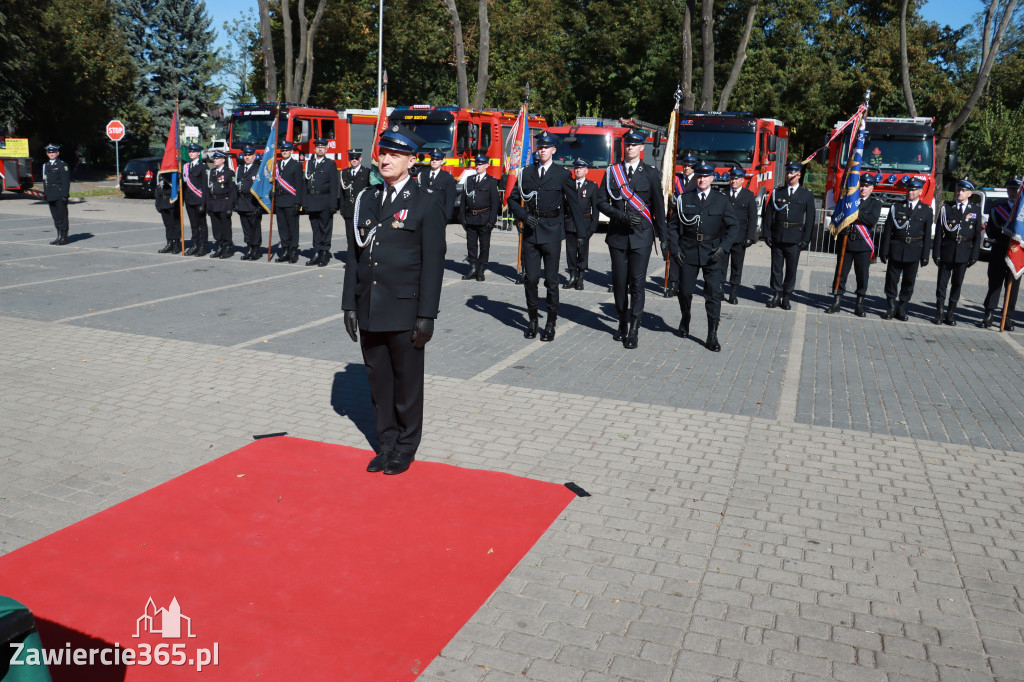 Fotorelacja I: Uroczystość NADANIA SZTANDARU i 50-lecie Zarządu Miejskiego ZOSP RP w Zawierciu