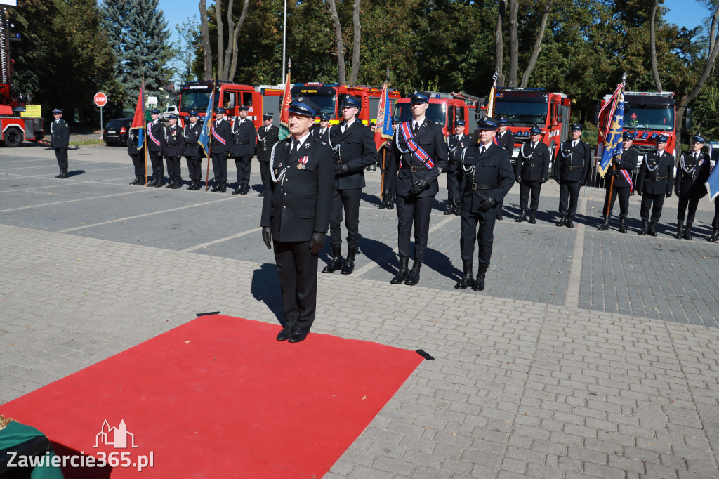 Fotorelacja I: Uroczystość NADANIA SZTANDARU i 50-lecie Zarządu Miejskiego ZOSP RP w Zawierciu