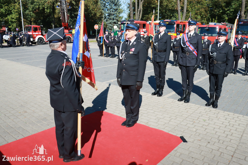 Fotorelacja I: Uroczystość NADANIA SZTANDARU i 50-lecie Zarządu Miejskiego ZOSP RP w Zawierciu