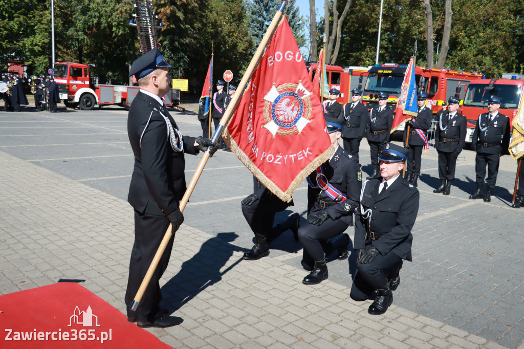Fotorelacja I: Uroczystość NADANIA SZTANDARU i 50-lecie Zarządu Miejskiego ZOSP RP w Zawierciu