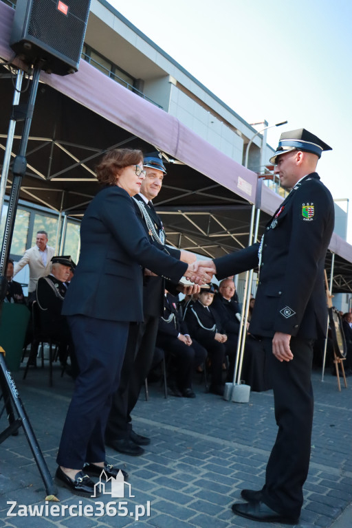 Fotorelacja II: Uroczystość NADANIA SZTANDARU i 50-lecie Zarządu Miejskiego ZOSP RP w Zawierciu
