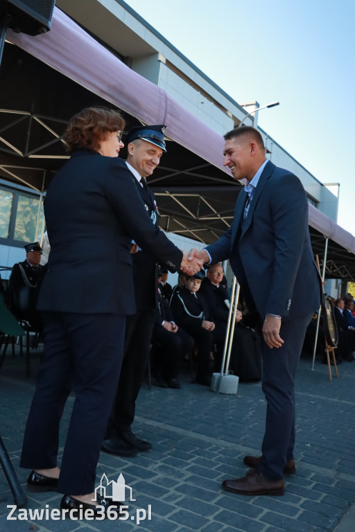 Fotorelacja II: Uroczystość NADANIA SZTANDARU i 50-lecie Zarządu Miejskiego ZOSP RP w Zawierciu