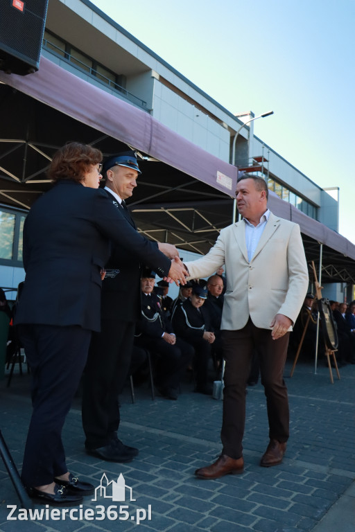 Fotorelacja II: Uroczystość NADANIA SZTANDARU i 50-lecie Zarządu Miejskiego ZOSP RP w Zawierciu