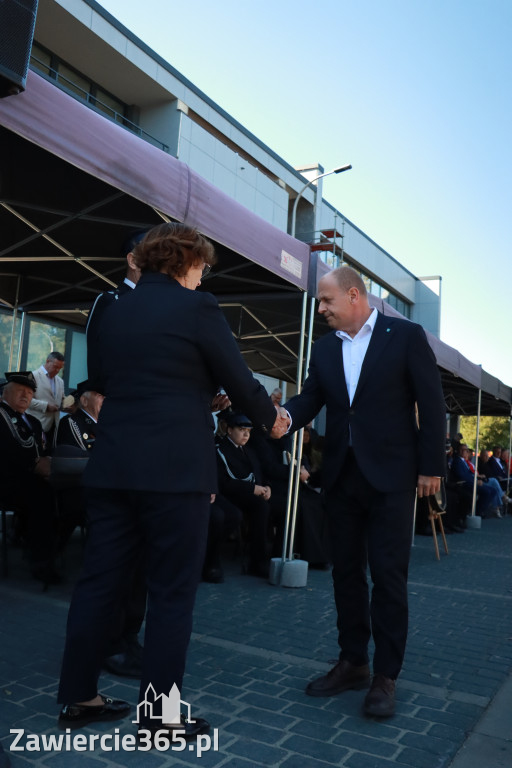 Fotorelacja II: Uroczystość NADANIA SZTANDARU i 50-lecie Zarządu Miejskiego ZOSP RP w Zawierciu