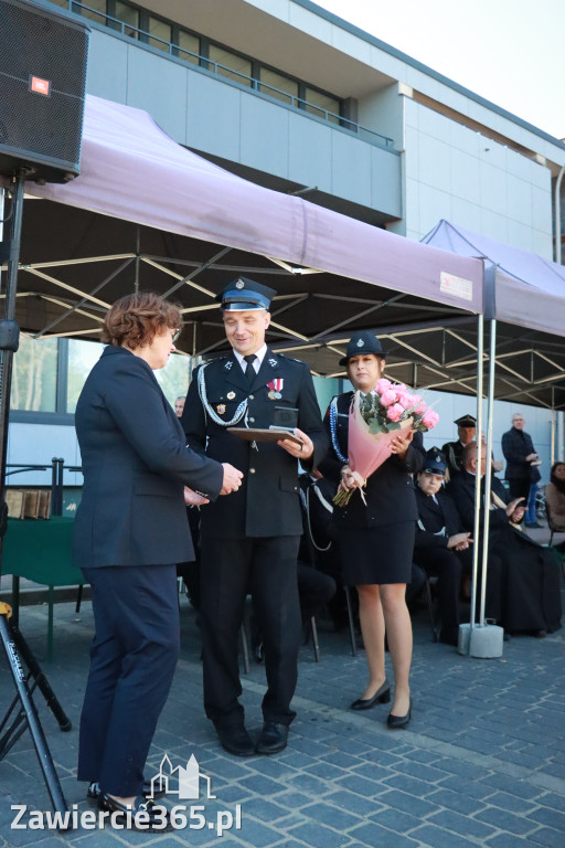 Fotorelacja II: Uroczystość NADANIA SZTANDARU i 50-lecie Zarządu Miejskiego ZOSP RP w Zawierciu