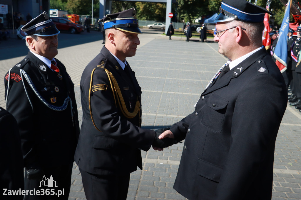 Fotorelacja II: Uroczystość NADANIA SZTANDARU i 50-lecie Zarządu Miejskiego ZOSP RP w Zawierciu