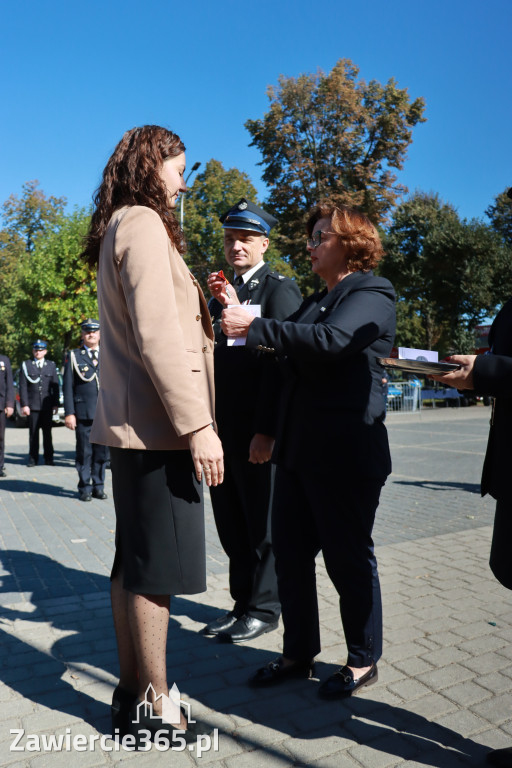 Fotorelacja II: Uroczystość NADANIA SZTANDARU i 50-lecie Zarządu Miejskiego ZOSP RP w Zawierciu