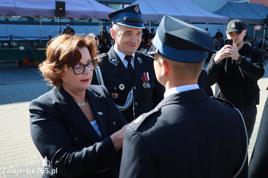 Fotorelacja II: Uroczystość NADANIA SZTANDARU i 50-lecie Zarządu Miejskiego ZOSP RP w Zawierciu
