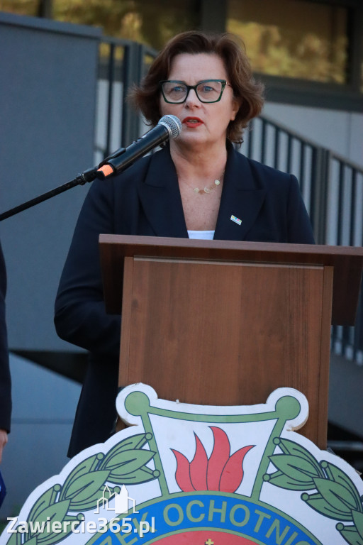 Fotorelacja II: Uroczystość NADANIA SZTANDARU i 50-lecie Zarządu Miejskiego ZOSP RP w Zawierciu