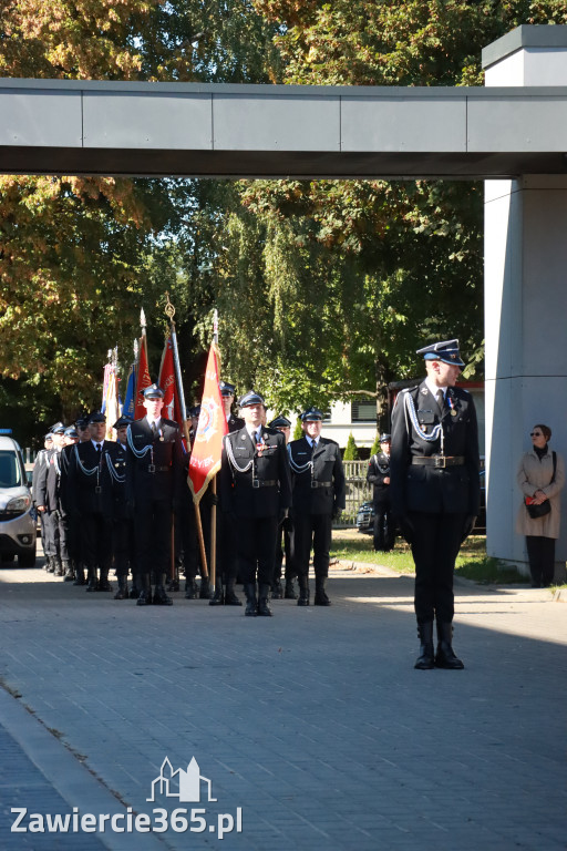 Fotorelacja II: Uroczystość NADANIA SZTANDARU i 50-lecie Zarządu Miejskiego ZOSP RP w Zawierciu