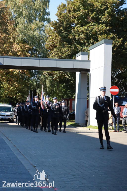 Fotorelacja II: Uroczystość NADANIA SZTANDARU i 50-lecie Zarządu Miejskiego ZOSP RP w Zawierciu