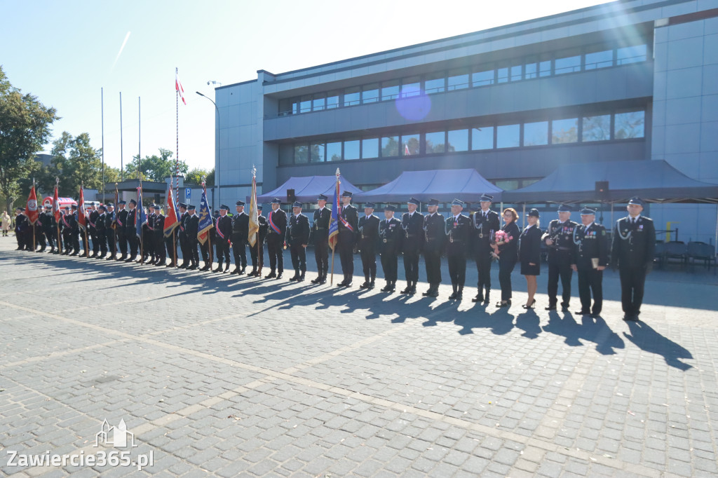 Fotorelacja II: Uroczystość NADANIA SZTANDARU i 50-lecie Zarządu Miejskiego ZOSP RP w Zawierciu