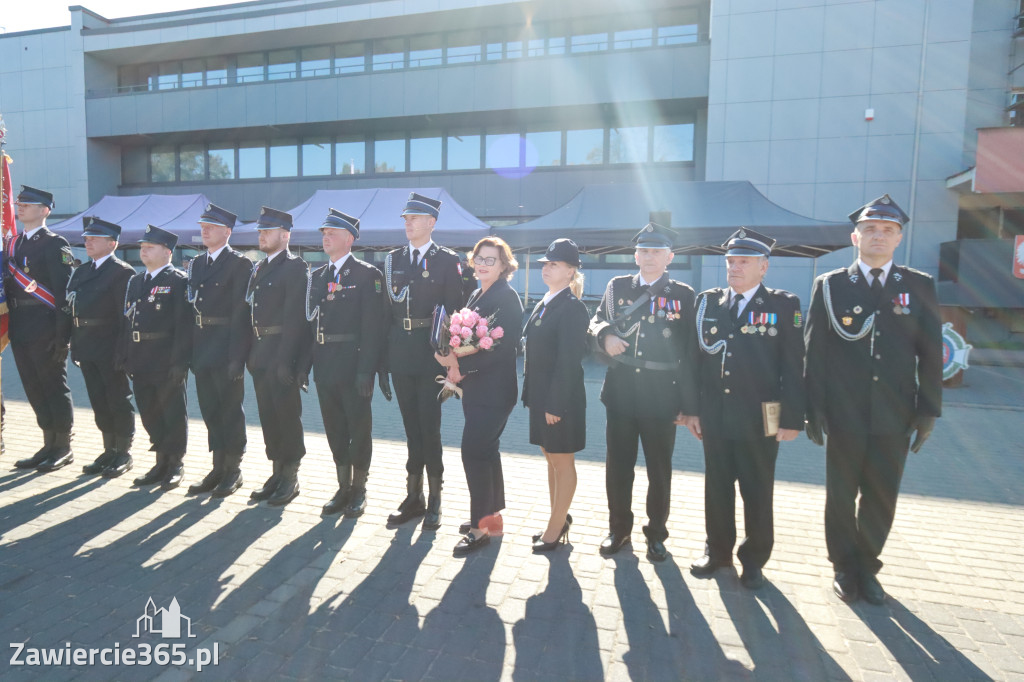 Fotorelacja II: Uroczystość NADANIA SZTANDARU i 50-lecie Zarządu Miejskiego ZOSP RP w Zawierciu
