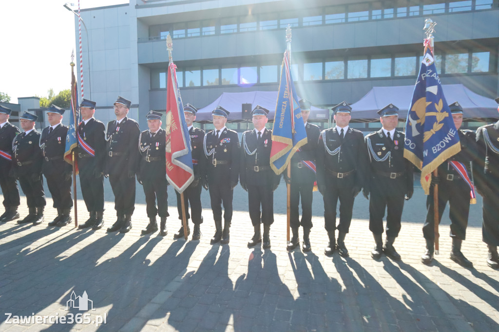 Fotorelacja II: Uroczystość NADANIA SZTANDARU i 50-lecie Zarządu Miejskiego ZOSP RP w Zawierciu