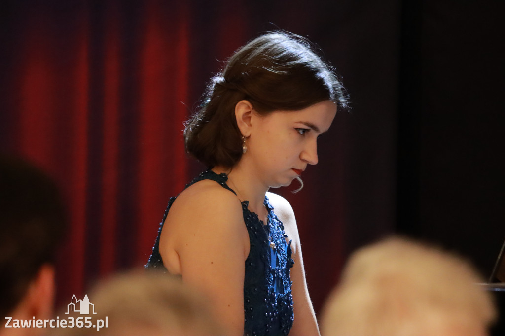 Fotorelacja: Od Etno do Opery – koncert Filharmonii Jurajskiej w Zawierciu!
