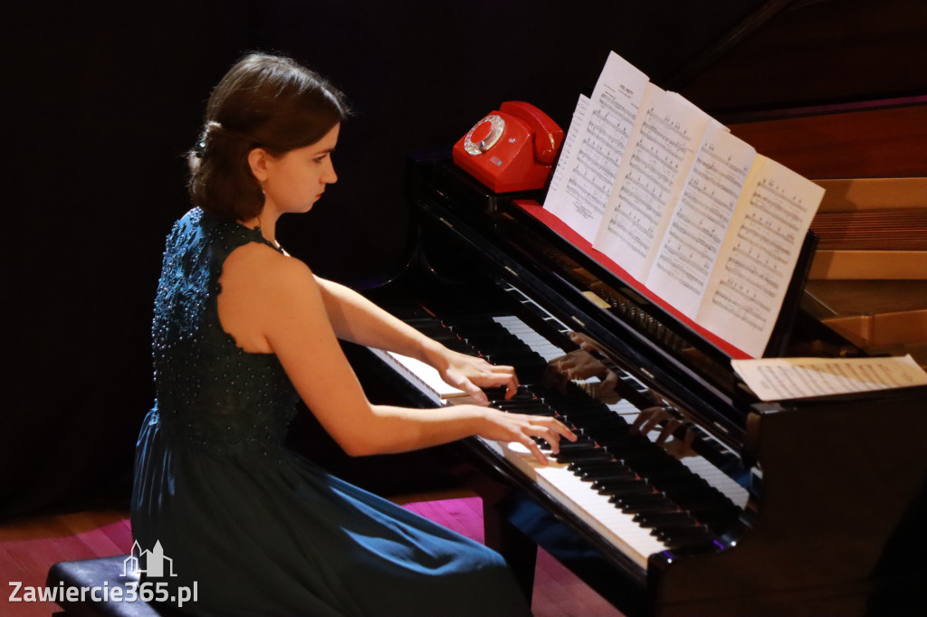 Fotorelacja: Od Etno do Opery – koncert Filharmonii Jurajskiej w Zawierciu!