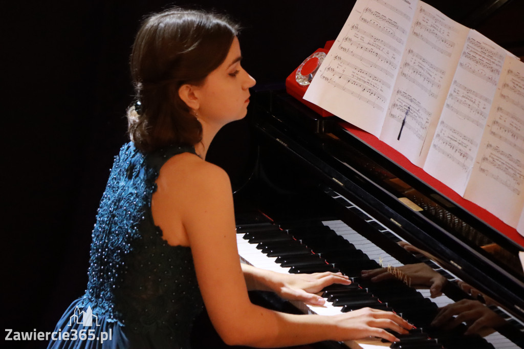 Fotorelacja: Od Etno do Opery – koncert Filharmonii Jurajskiej w Zawierciu!