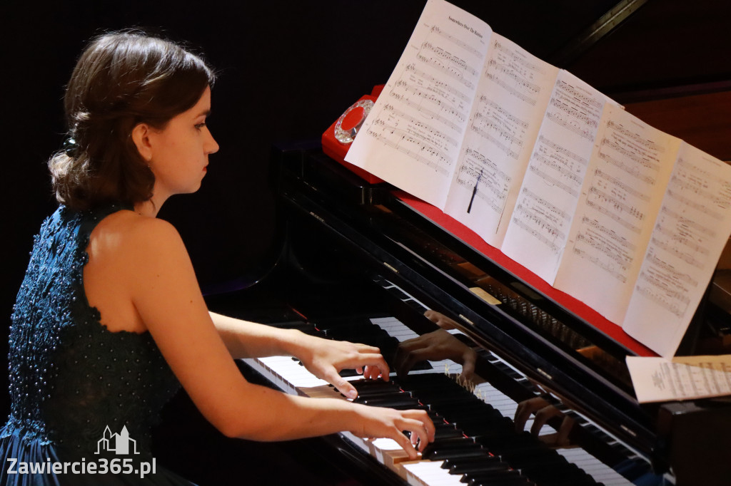 Fotorelacja: Od Etno do Opery – koncert Filharmonii Jurajskiej w Zawierciu!