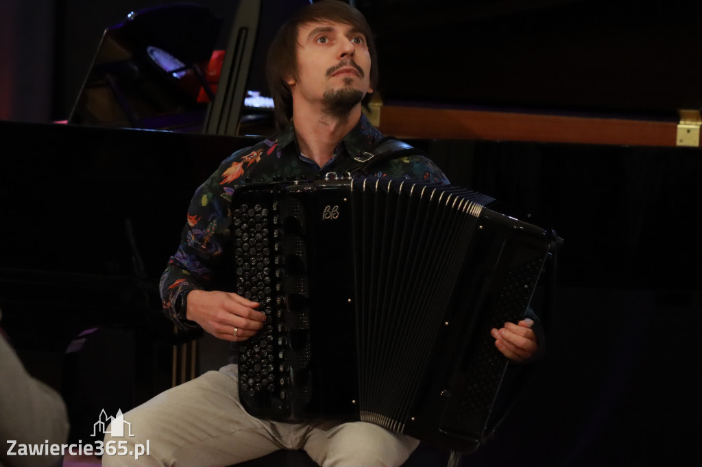 Fotorelacja: Od Etno do Opery – koncert Filharmonii Jurajskiej w Zawierciu!