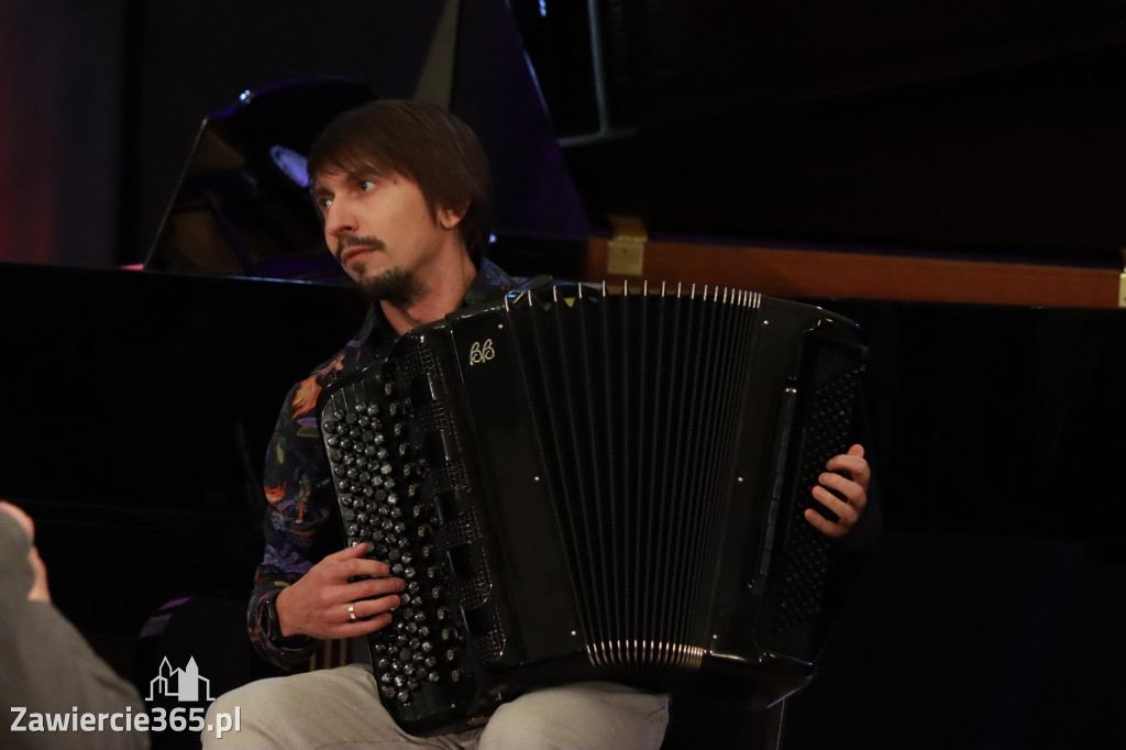 Fotorelacja: Od Etno do Opery – koncert Filharmonii Jurajskiej w Zawierciu!