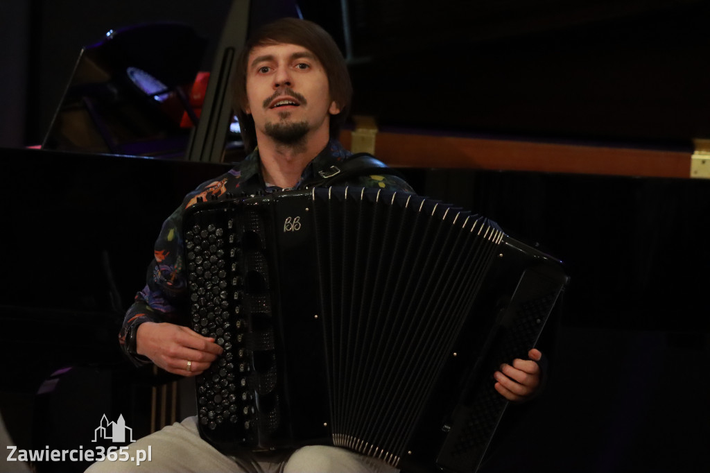 Fotorelacja: Od Etno do Opery – koncert Filharmonii Jurajskiej w Zawierciu!