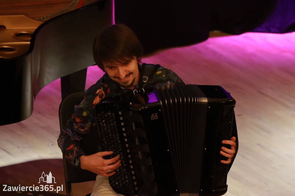 Fotorelacja: Od Etno do Opery – koncert Filharmonii Jurajskiej w Zawierciu!