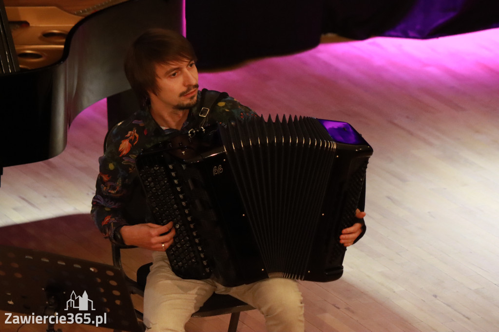 Fotorelacja: Od Etno do Opery – koncert Filharmonii Jurajskiej w Zawierciu!