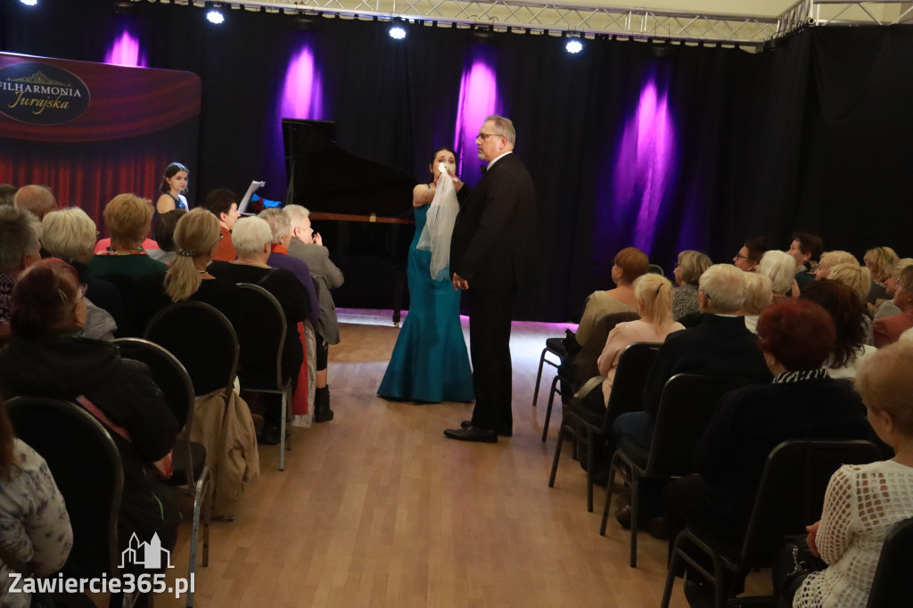 Fotorelacja: Od Etno do Opery – koncert Filharmonii Jurajskiej w Zawierciu!